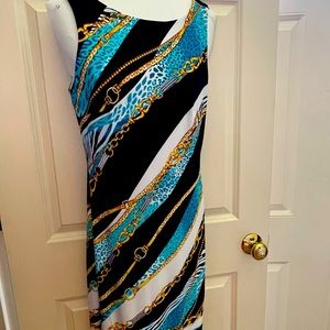 Cache. Seize 2. Fitted dress. Has some Spandex to provide stretch.